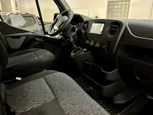 Renault Master 2.3 L1H1 (8M3) 2026