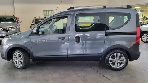 Renault Kangoo Ii 1.6 Sce Stepway 2025