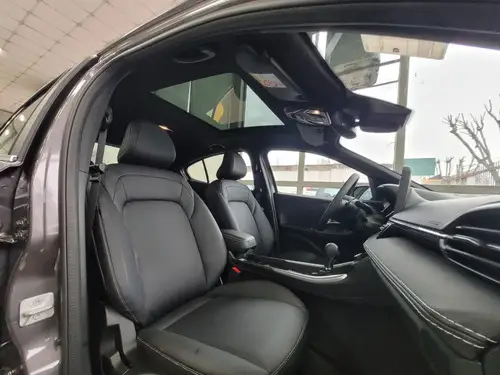 Fiat FASTBACK 1.3 T270 At6 2025