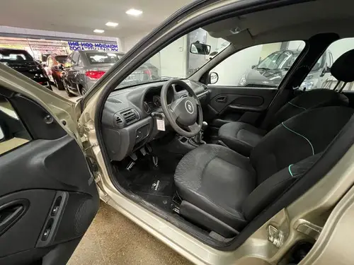 Renault Clio 1.2 Mío Authentique Pack Abs Abcp 2015