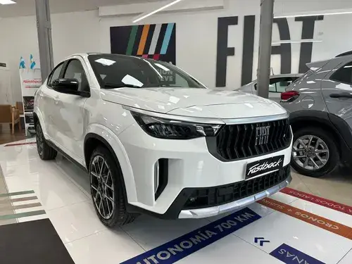 Fiat FASTBACK 1.3 T270 At6 2026