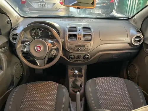 Fiat Grand Siena 1.6 Essence 115cv 2015
