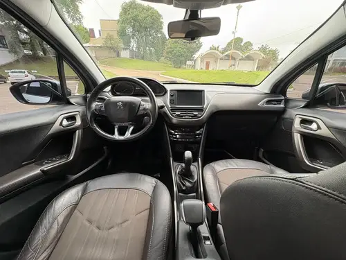 Peugeot 2008 1.6 Feline 2018