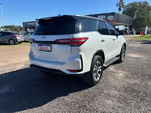 Toyota SW4 HILUX SW4 4X4 SRX 2.8 TDI 6 AT 7A 2023