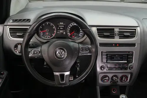Volkswagen Suran Cross 1.6 Highline 101cv 2014