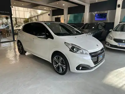 Peugeot 208 GT 1.6 THP MT 2019