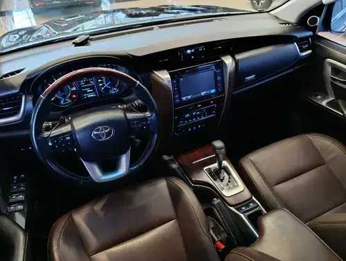Toyota SW4 2.8 Srx 177cv 4x4 7as At 2016