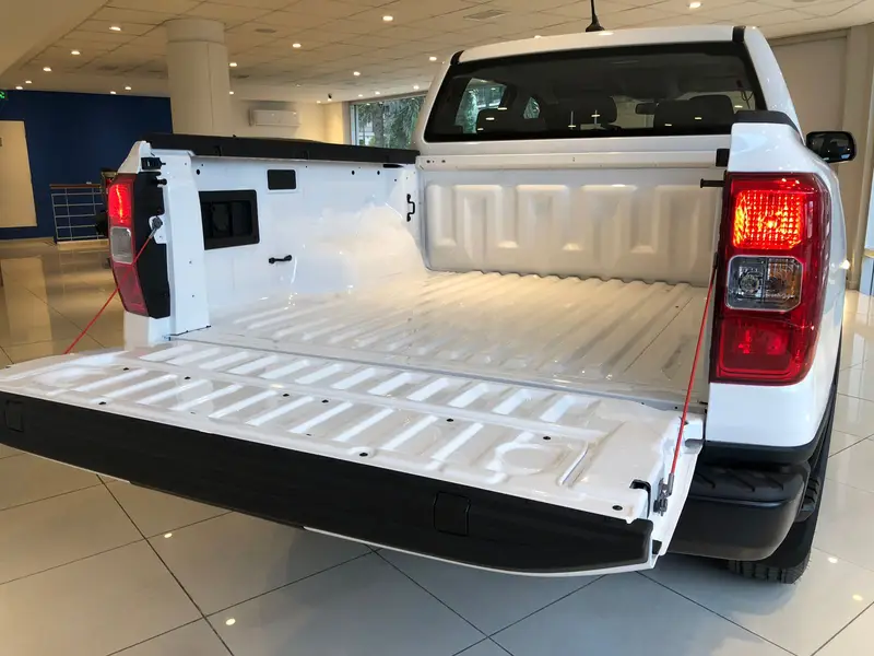Ford RANGER XL 2.0L CD TURBO 4X2 MT DIESEL 2026