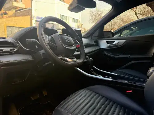 Fiat FASTBACK 1.3 T270 At6 2025