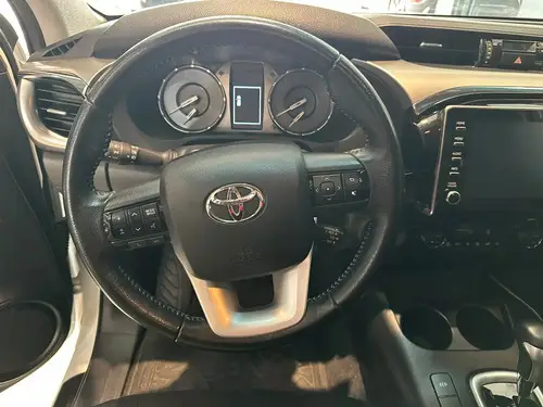 Toyota Hilux SRV 4x2 AT 2023