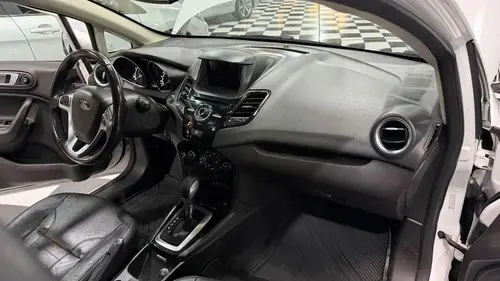 Ford Fiesta Kinetic 1.6 Titanium Powershift 120cv 2017