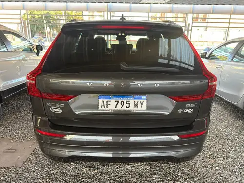 Volvo XC60 2.0t T5 Momentum Awd 2023