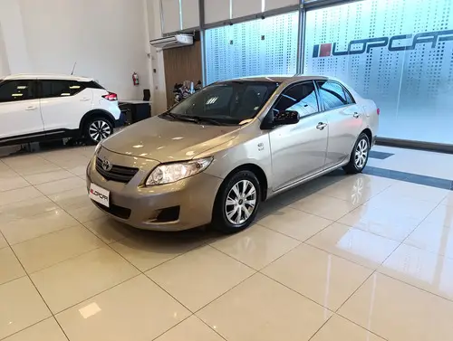 Toyota Corolla 1.8 Xli Mt 2010