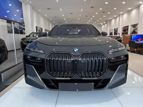 BMW 760i xDrive MSportPro 2025