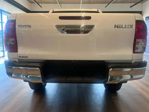 Toyota Hilux Pick-Up 2.8 Cd Sr 204Cv 4X4 At 2026
