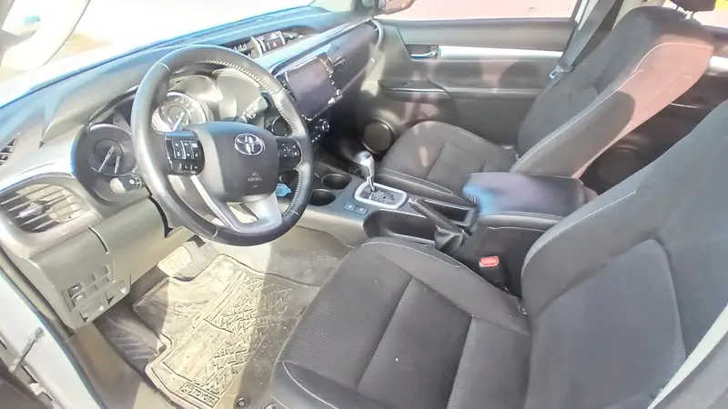 Toyota Hilux 4X2 DC SRV 2.8 TDI 6MT 2020 2020