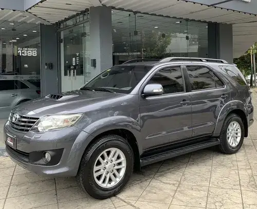 Toyota Hilux SW4 3.0 Srv Cuero I 171cv 4x4 5at 2012