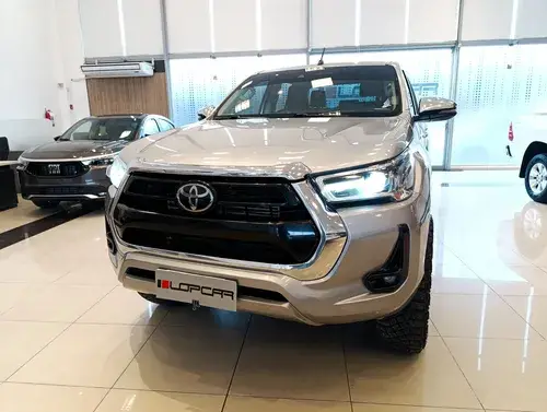 Toyota Hilux Pick-Up 2.8 Cd Srx 204cv 4x4 Mt 2021
