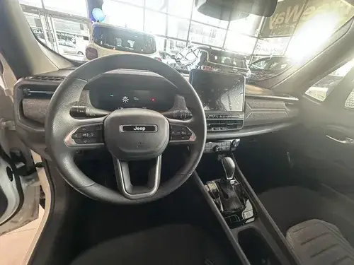 Jeep Renegade 1.3T Altitude At6 Fwd 2026