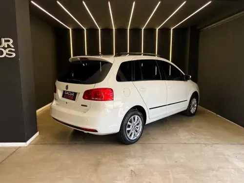 Volkswagen Suran 1.6 Comfortline 2014