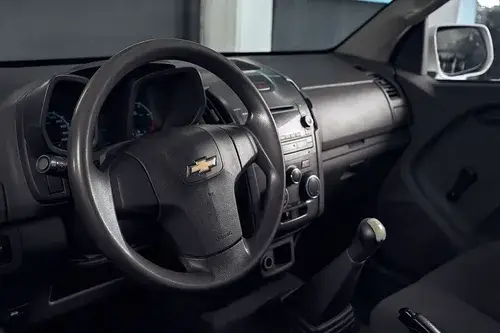 Chevrolet S-10 2.8TD LS 4x2 DC MT 2014