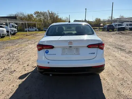 Fiat Cronos Drive 1.3 Mt 2022