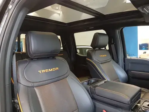 Ford F-150 5.0L V8 Tremor 4X4 At 2025
