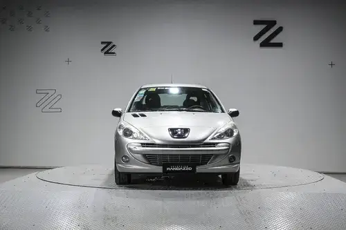 Peugeot 207 1.6 Sedan Feline 106cv 2013