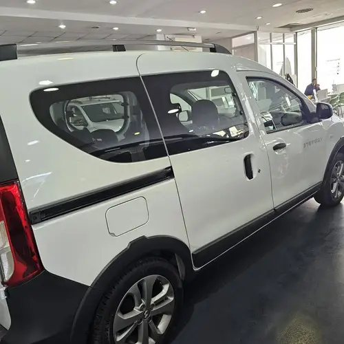 Renault Kangoo Ii 1.6 Sce Stepway 2026