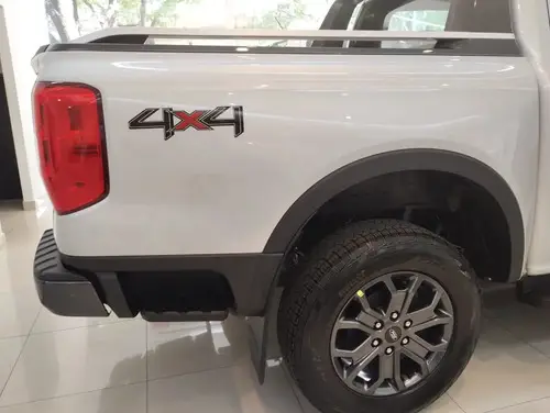 Ford Ranger 2.0T Cd Black 4X4 Mt 2026