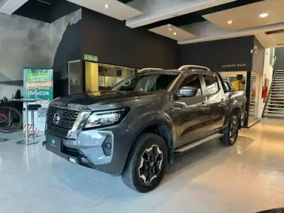Nissan Frontier XE D 2.3 CD 2023