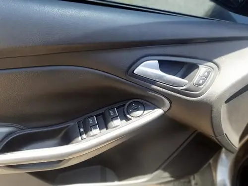 Ford Focus III 2.0 Sedan Se 2016