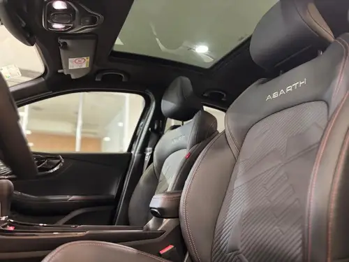 Fiat FASTBACK 1.3 Abarth T270 At6 2026