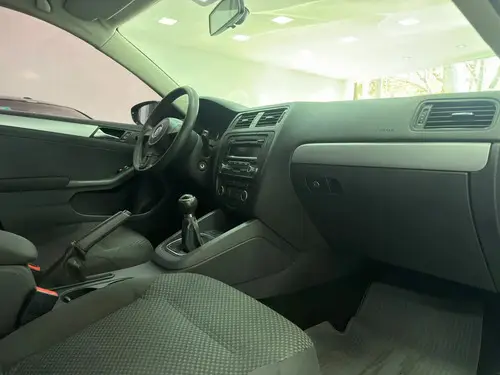 Volkswagen Vento 2.0 Advance I 110cv 2012