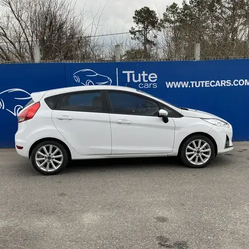 Ford Fiesta Kinetic 1.6 Se 2018