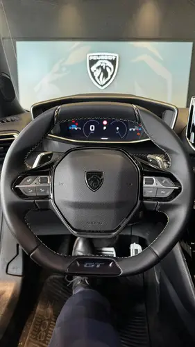 Peugeot 2008 1.0T Gt 2026