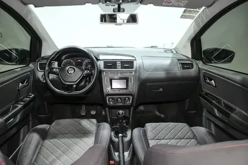Volkswagen Suran 1.6 Highline 2017