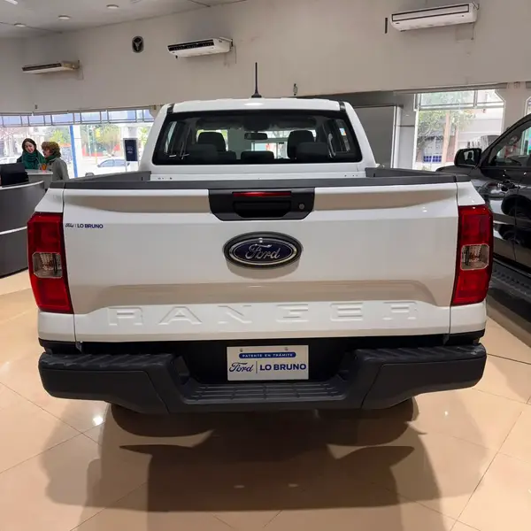 Ford RANGER DOBLE CABINA XL 2.0L 4X2 MT 2026