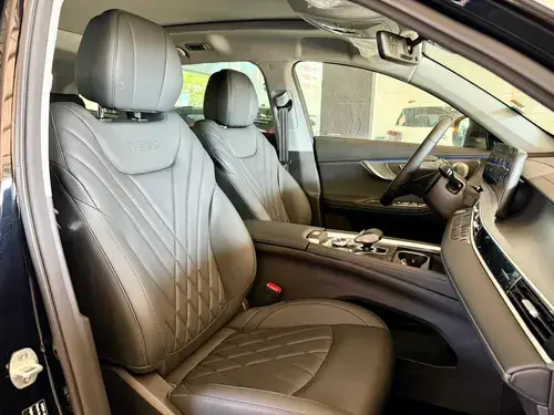 Chery Tiggo 8 Pro 1.6T Luxury 7Dct 2026