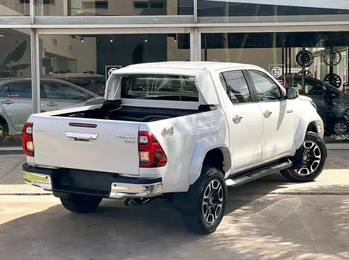 Toyota Hilux Pick-Up 2.8 Cd Srx 204Cv 4X4 At 2026