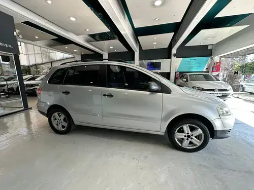 Volkswagen Suran 1,6 TRENDLINE 2010