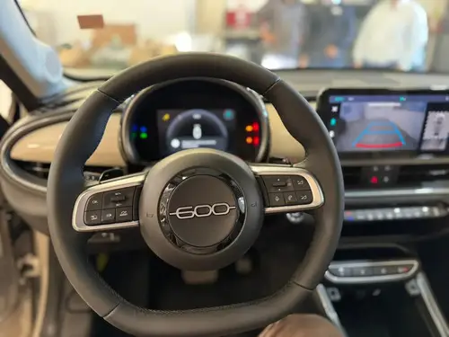 Fiat 600 hybrid 1.2 E-Dct Automatico 2026