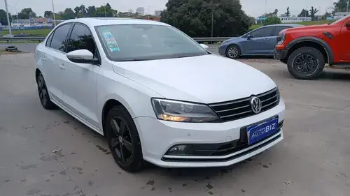 Volkswagen Vento 1.4 Tsi Comfortline 150cv At 2017
