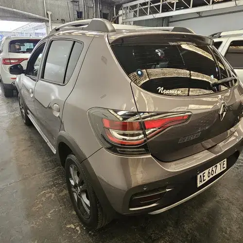 Renault Sandero Stepway 1.6 16v Intense Cvt 2021