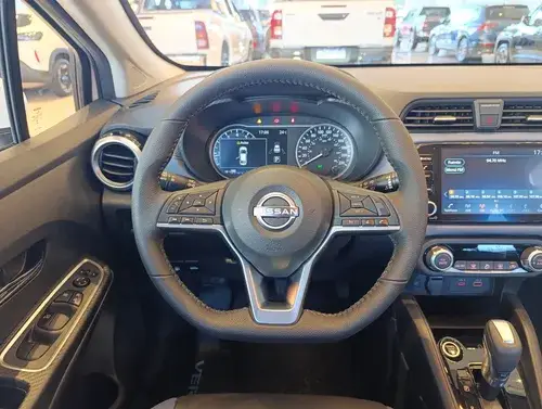 Nissan Versa 1.6 Exclusive Cvt 2026