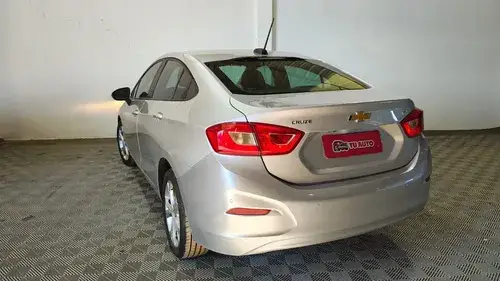 Chevrolet Cruze 4P 1.4T LT MT 2021