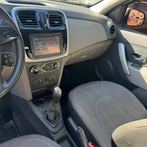 Renault Logan 1.6 Privilege 105cv 2018