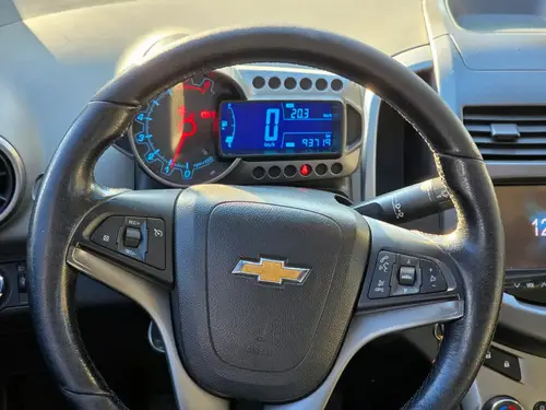 Chevrolet Sonic 1.6 Ltz 5 p 2013
