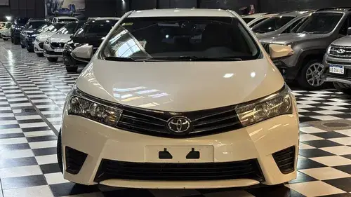 Toyota Corolla 1.8 Xli Mt 140cv 2016