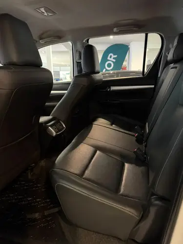 Toyota Hilux 2.8 CD SRX TDI 6 M/T 2018